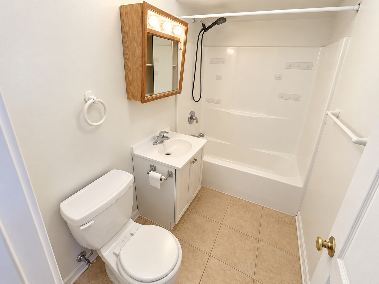 253 Lippincott Ln #2S - Photo 4 of 5