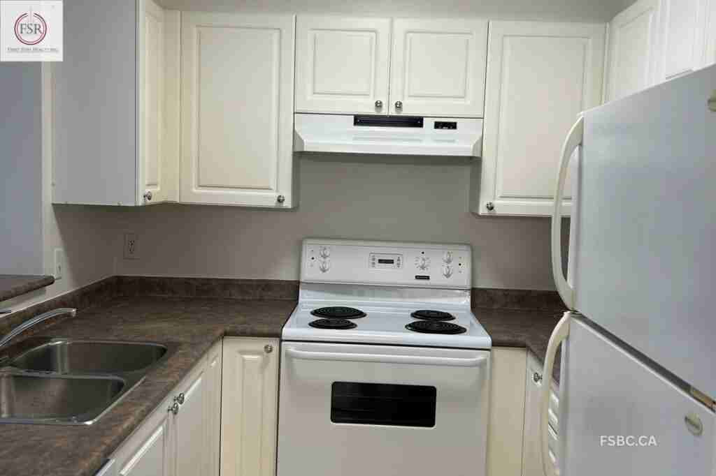 9979 140 Street #221 - Photo 2 of 6