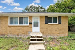 featured image of 3426 Sw 8th St