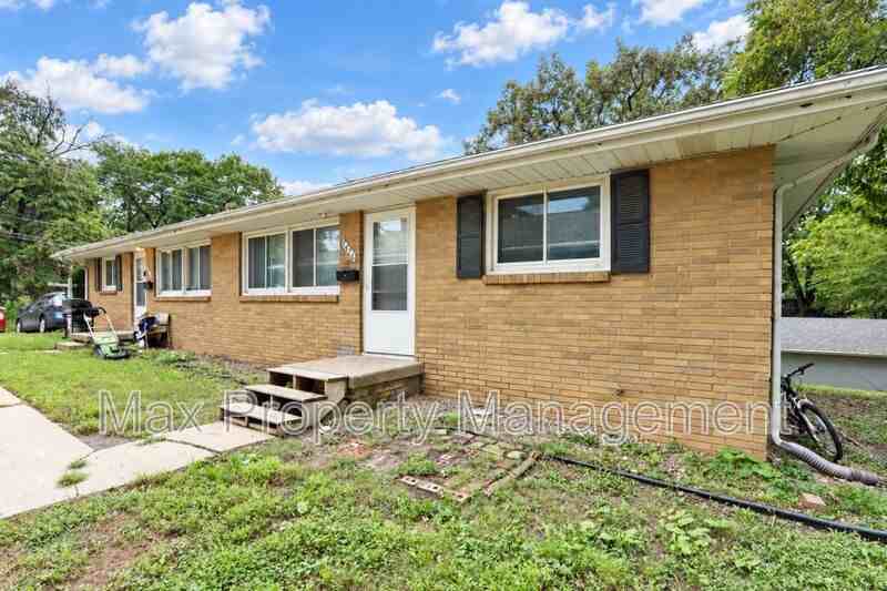 3426 Sw 8th St - Photo 2 of 17