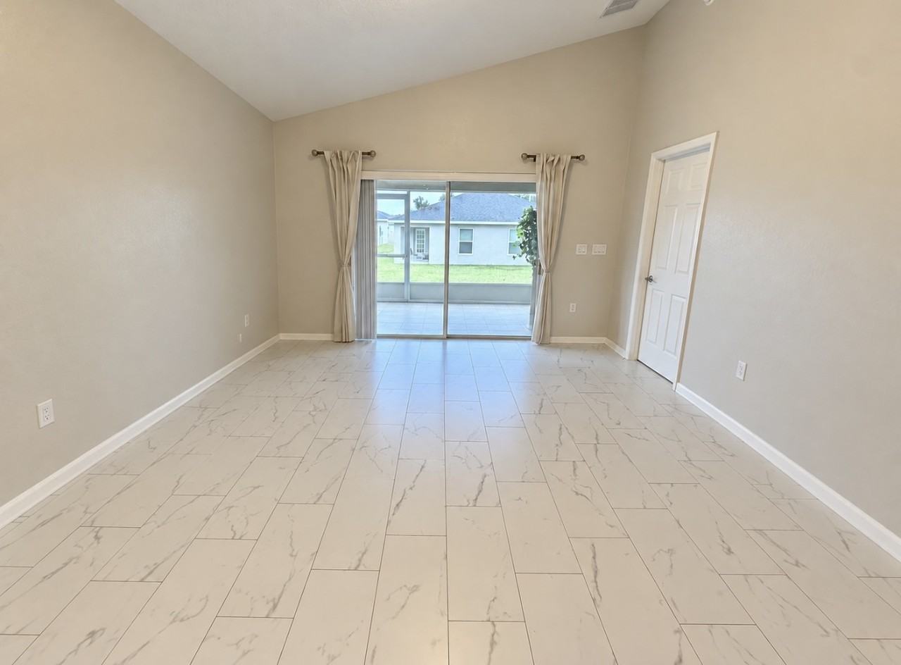 839 Orleans Dr - Photo 5 of 10
