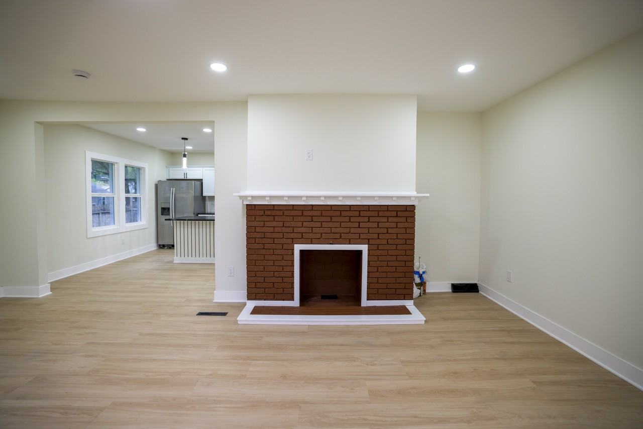 414 E Sheridan Ave #MAIN - Photo 7 of 22