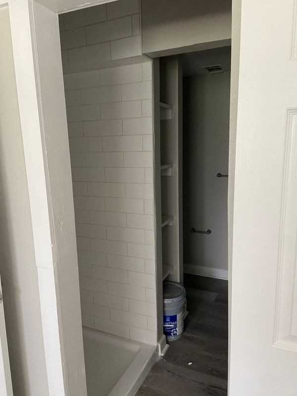 1607 Se 18th St - Photo 2 of 16