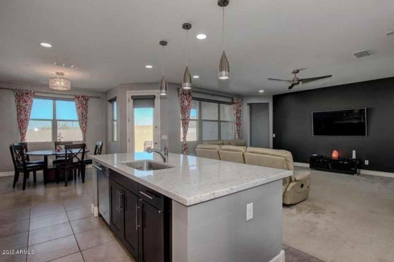 2942 W Amber Sun Dr - Photo 2 of 28