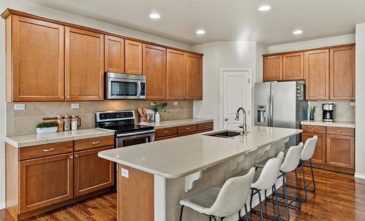 9906 San Luis Park Ct - Photo 3 of 50