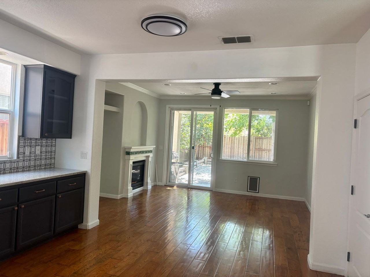 1619 Columbus Rd - Photo 5 of 23