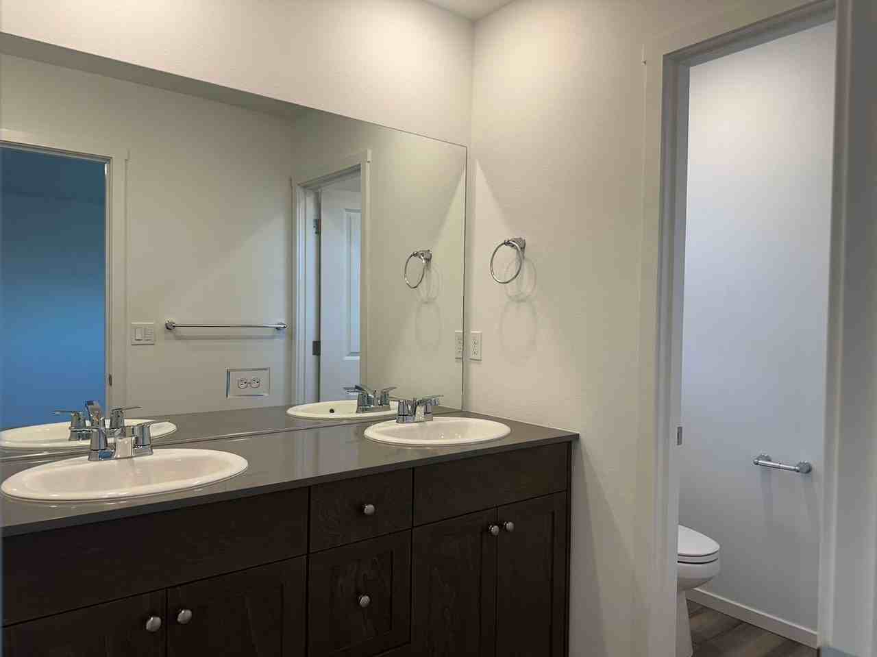 1240 Nolan Ave Se - Photo 7 of 13