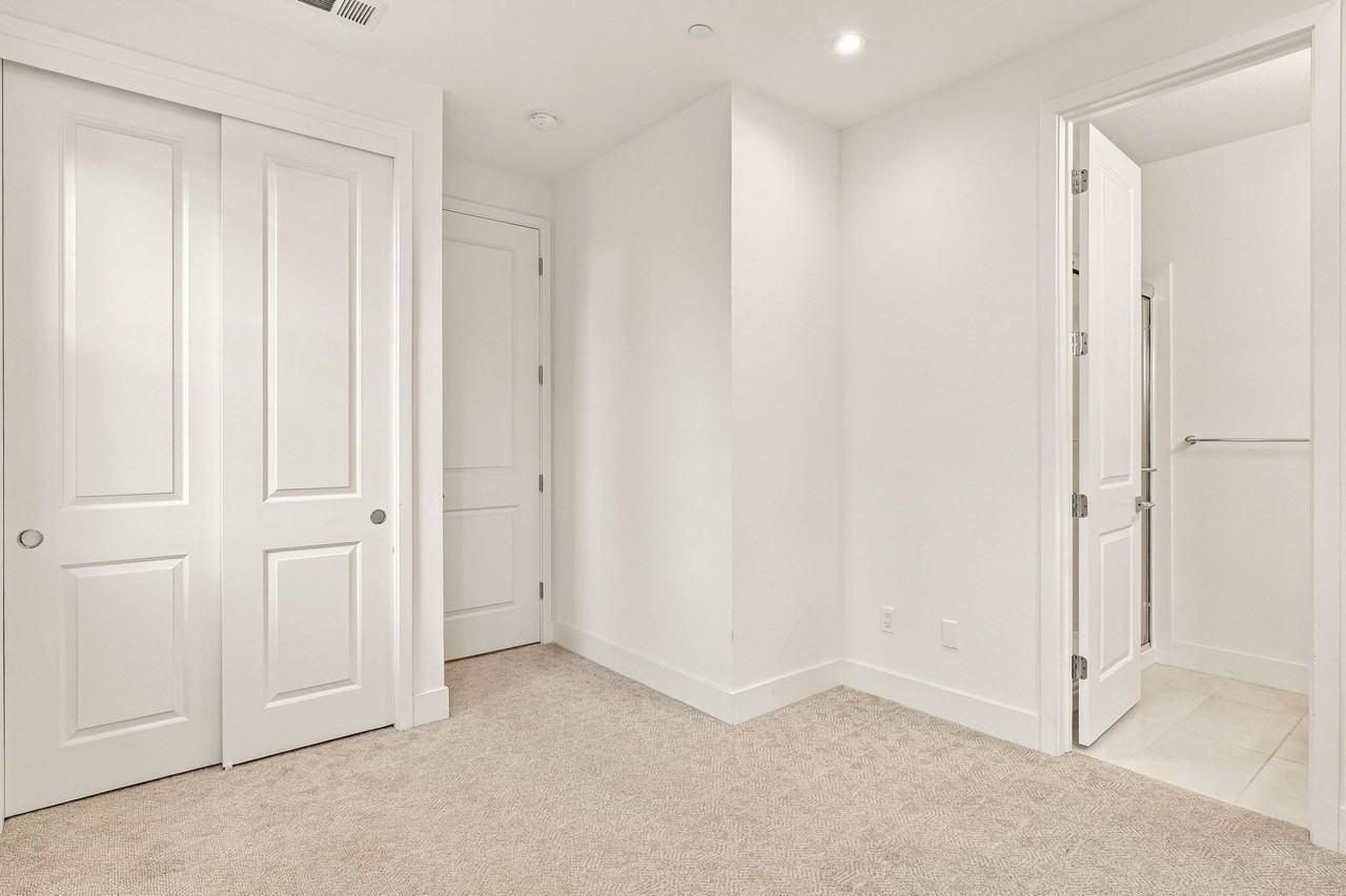 308 Marquetta Cir - Photo 5 of 31