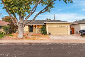 featured image of 633 Azevedo Ct