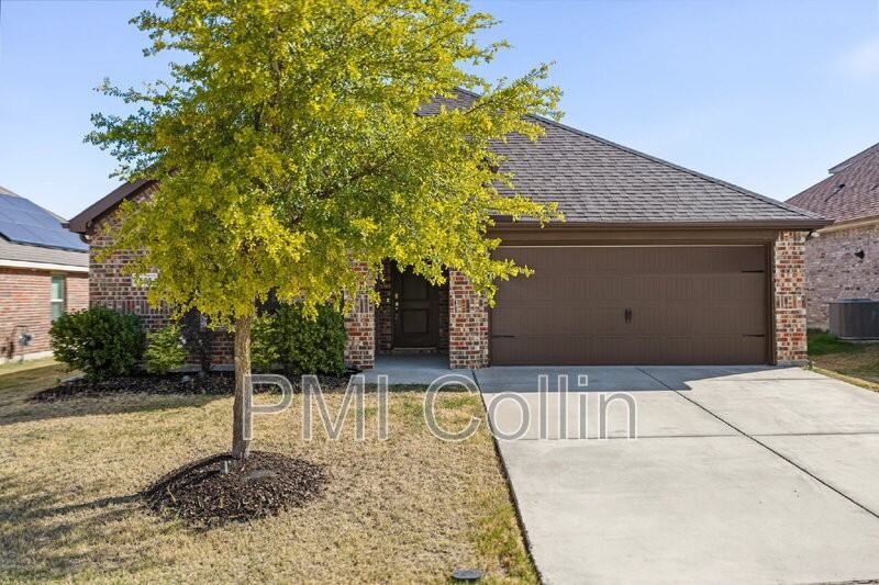 505 Range Dr - Photo 3 of 40