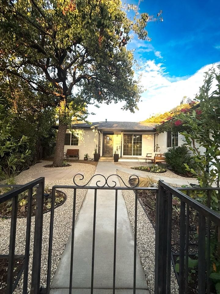 8304 Outland View Dr #NA - Photo 5 of 39