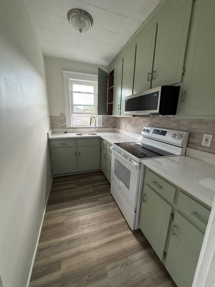 9 Logan Street #2 - Photo 5 of 9