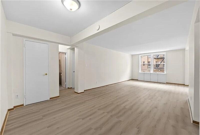 3111 Brighton 2nd St #1A - Photo 2 of 10