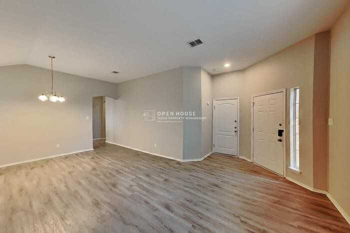 3916 Shiver Rd - Photo 6 of 21