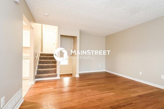 2596 Woodsedge Rd - Photo 6 of 18
