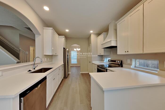 2610 Hilldale Park Ln - Photo 5 of 21