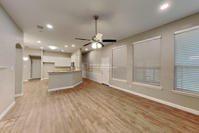 11825 Warbler Ln - Photo 5 of 23