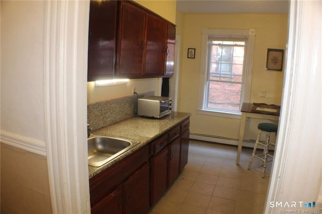 150 Whitney St #1stFL - Photo 7 of 9