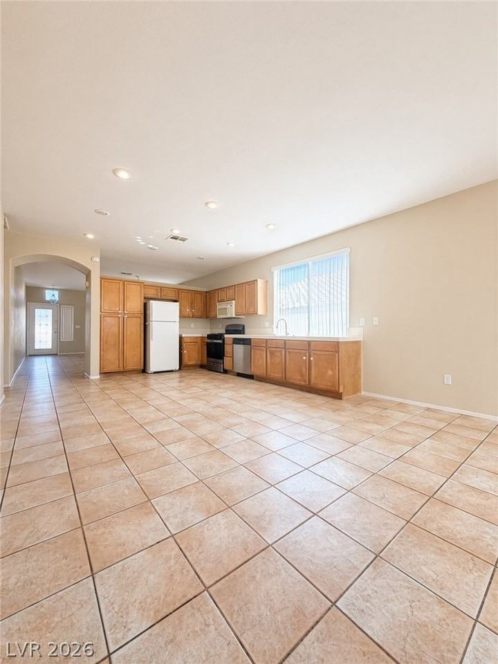 10669 Angel Dreams Ave - Photo 5 of 13