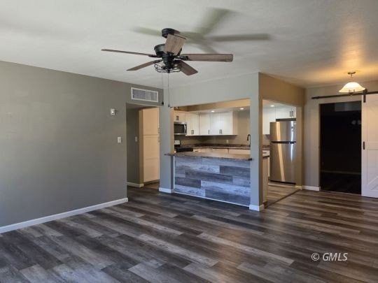 1481 Cherry Ave - Photo 4 of 15