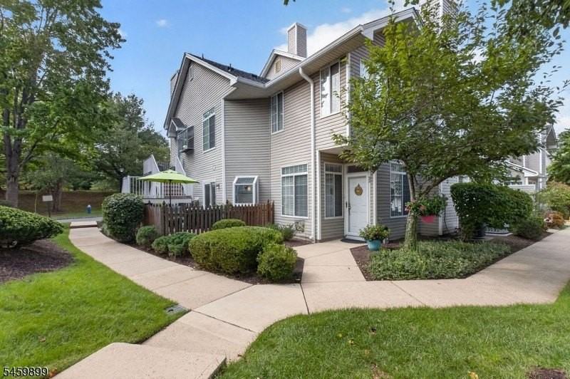 32 Birchwood Rd