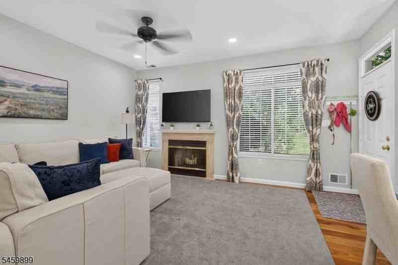 32 Birchwood Rd - Photo 4 of 30
