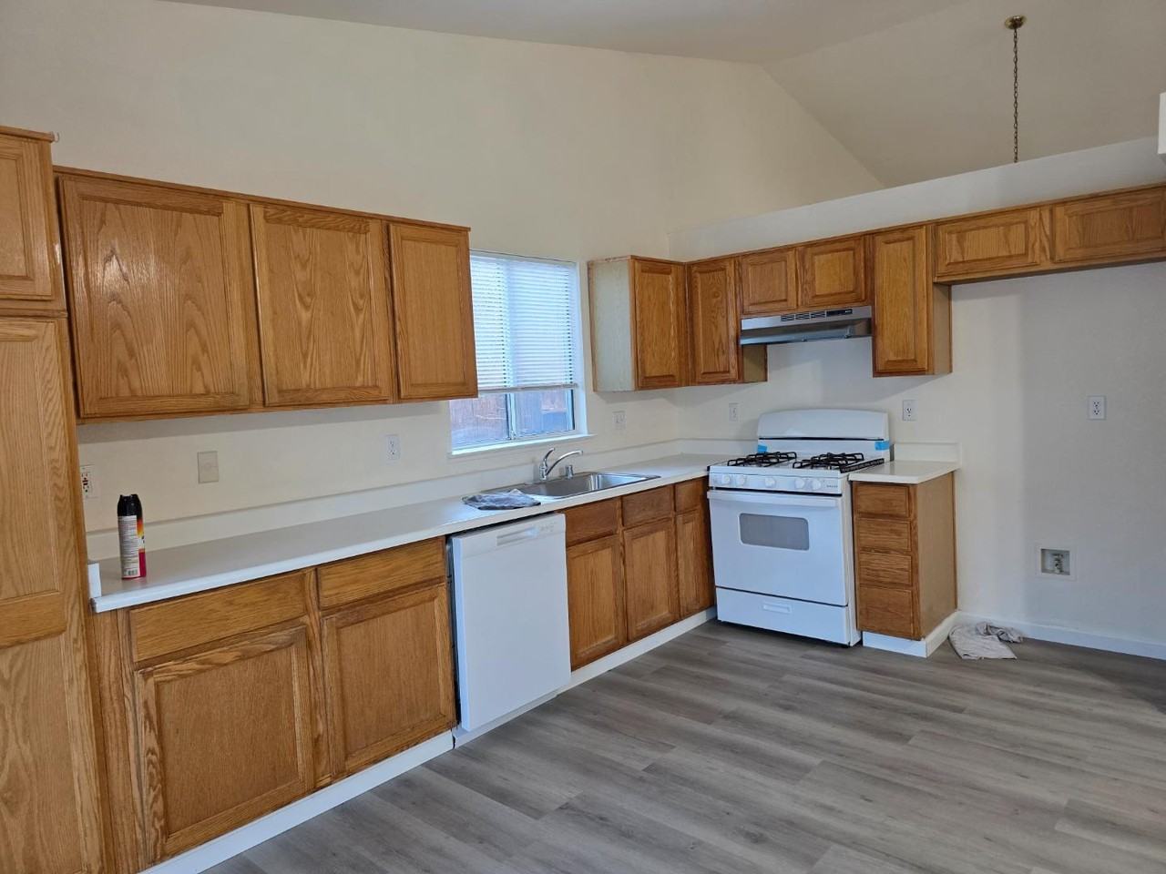 2430 Brandywine Ct - Photo 7 of 12