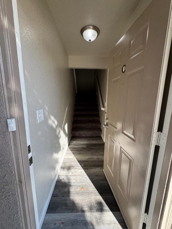 Fresno- Antioch - Photo 2 of 10