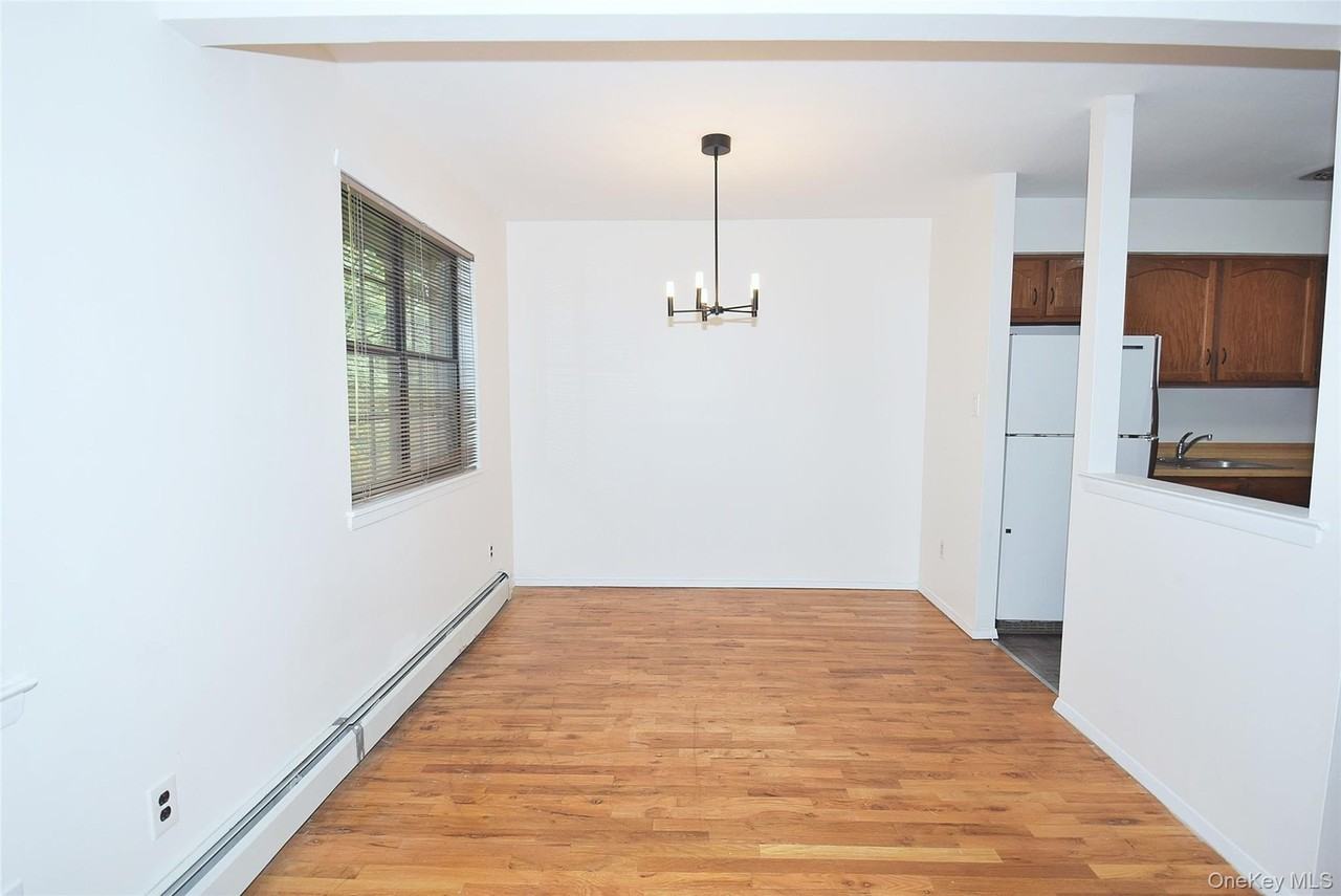 22047 67th Ave - Photo 4 of 20