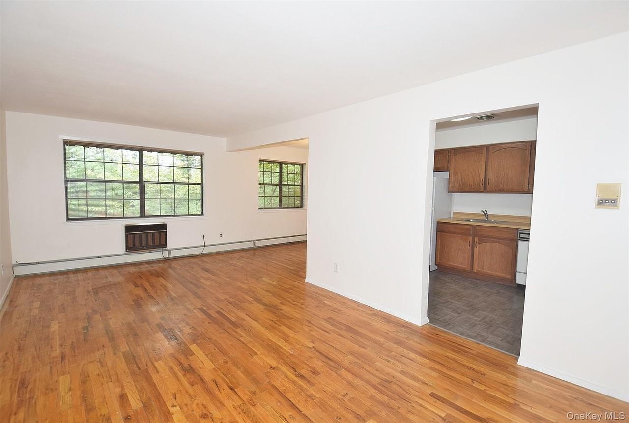 22047 67th Ave - Photo 5 of 20