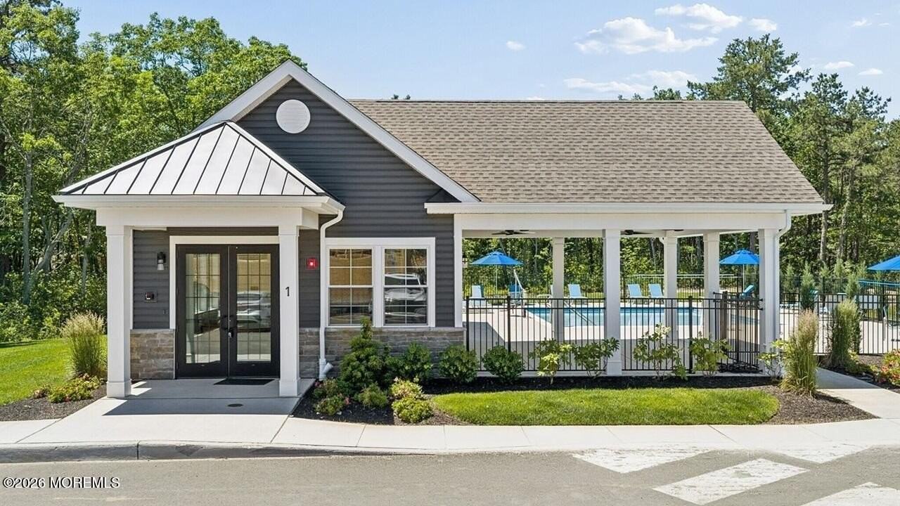 27 Forest Park Dr - Photo 2 of 13