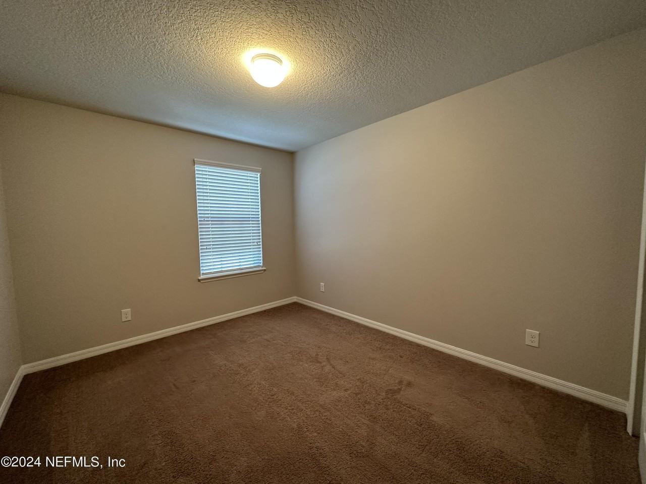 7004 Peppercorn Ct - Photo 2 of 28