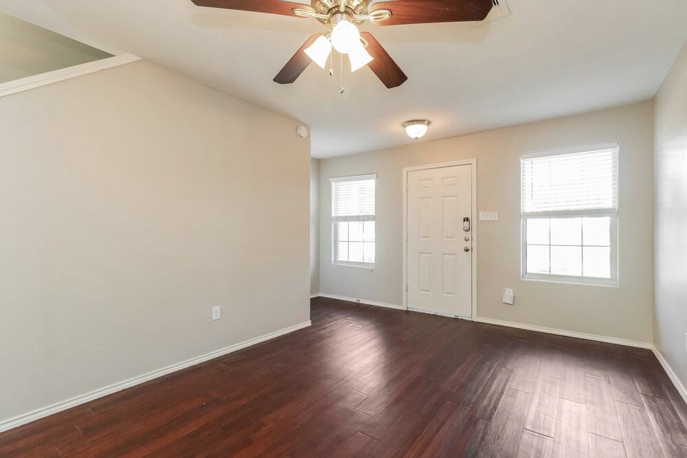 16763 N Thrasher Dr - Photo 5 of 17
