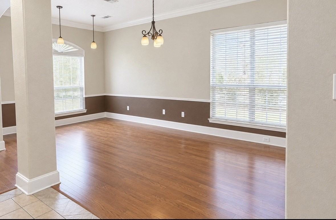 2043 Chevella Dr - Photo 2 of 12