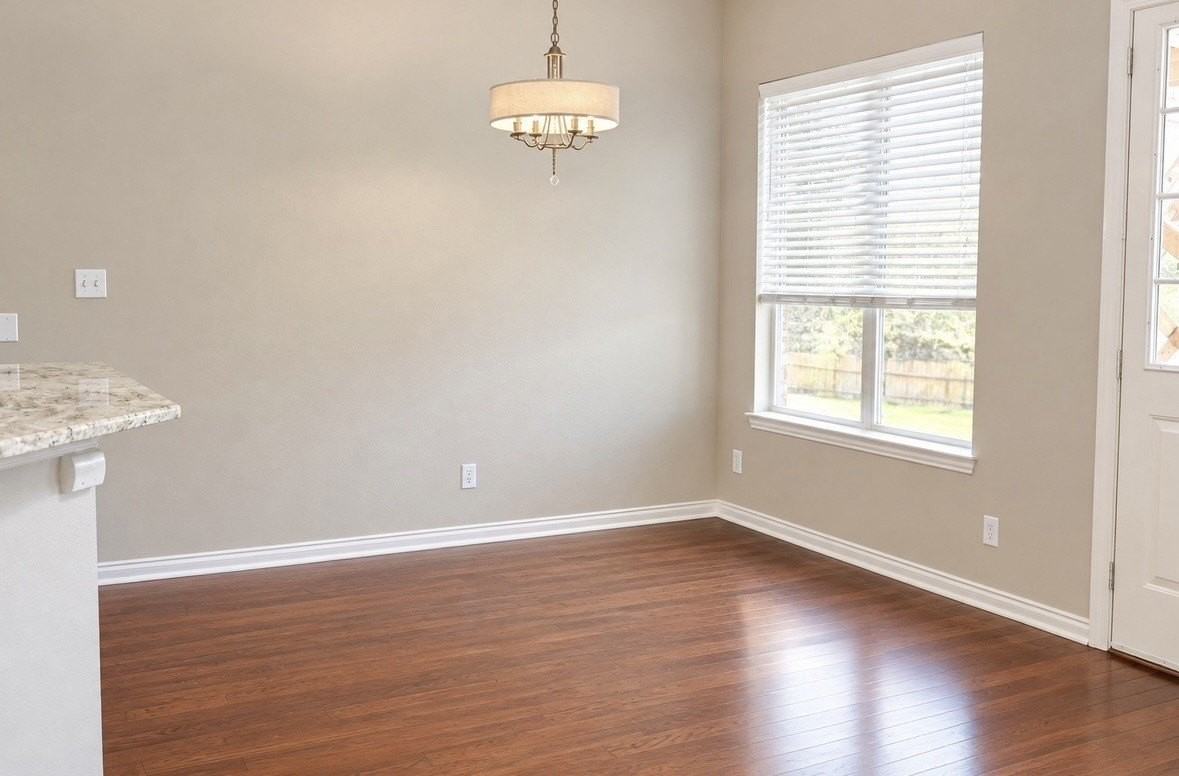 2043 Chevella Dr - Photo 4 of 12