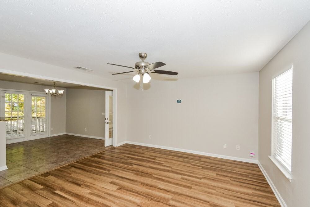 283 Bill Stewart Blvd - Photo 5 of 17