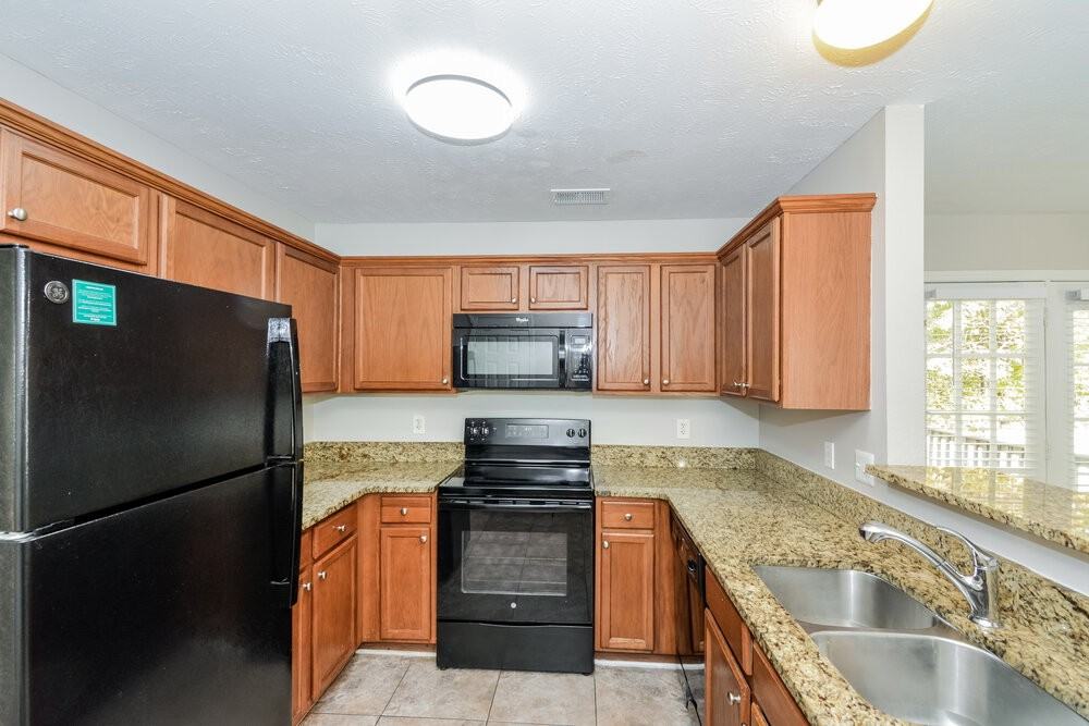 283 Bill Stewart Blvd - Photo 6 of 17