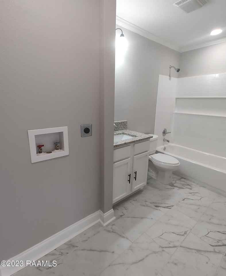 400 S Granger St #A - Photo 6 of 6