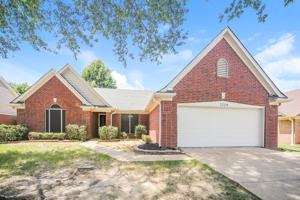 featured image of 7329 Bridle Ln