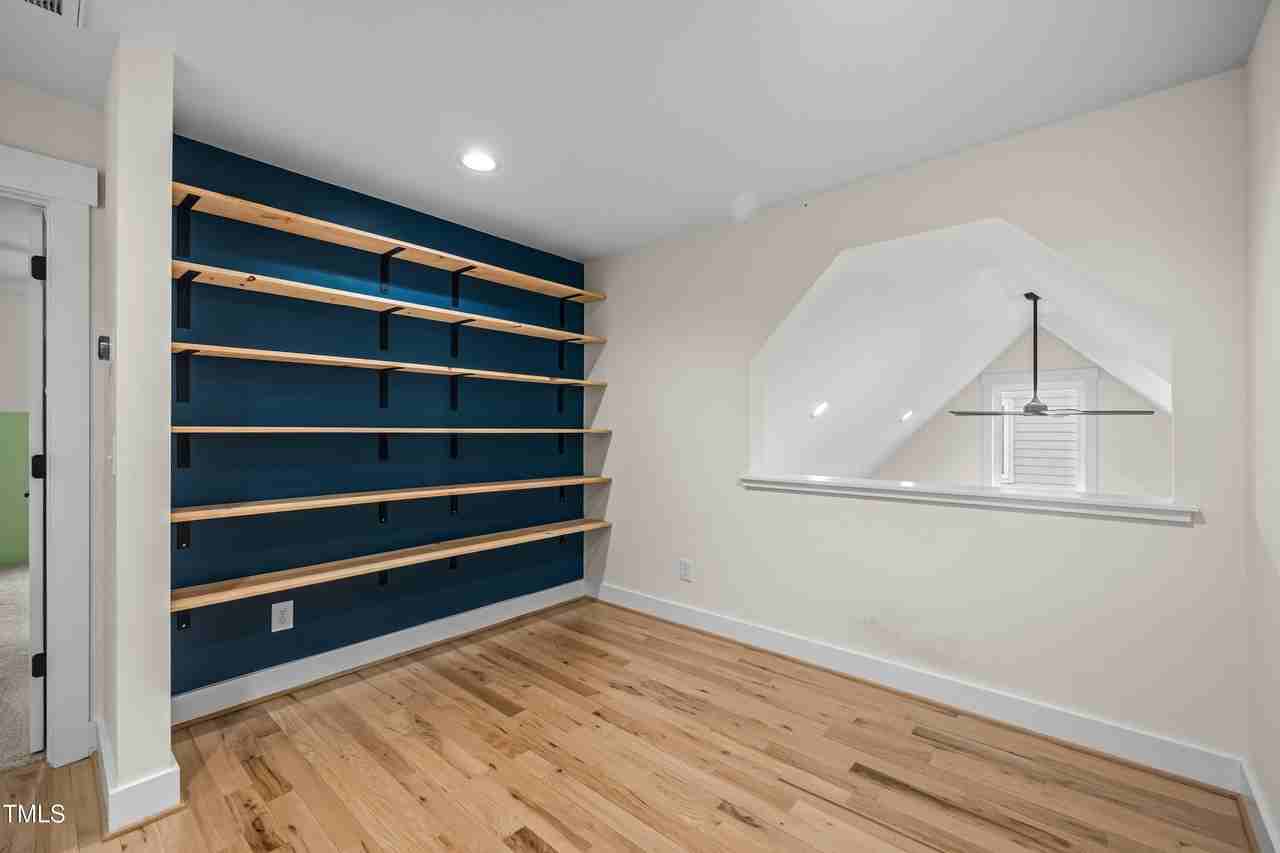 917 S Blount St - Photo 6 of 41
