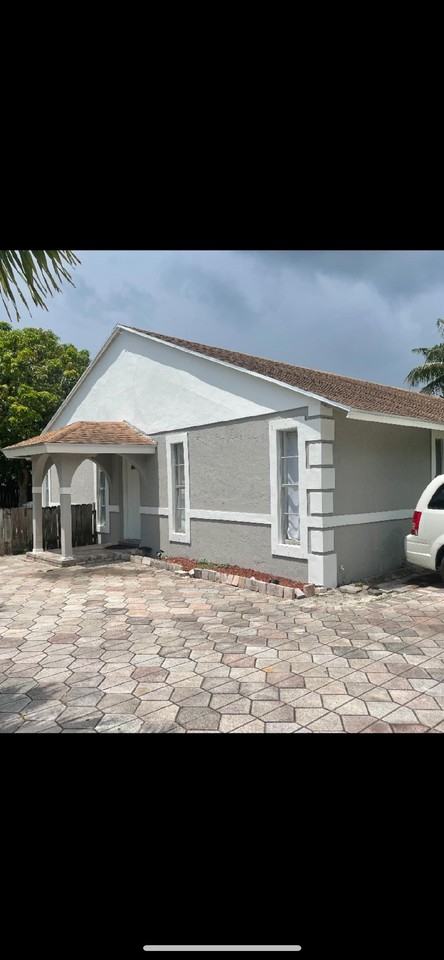 Kirk Rd & Lake Worth Rd - Photo 5 of 12