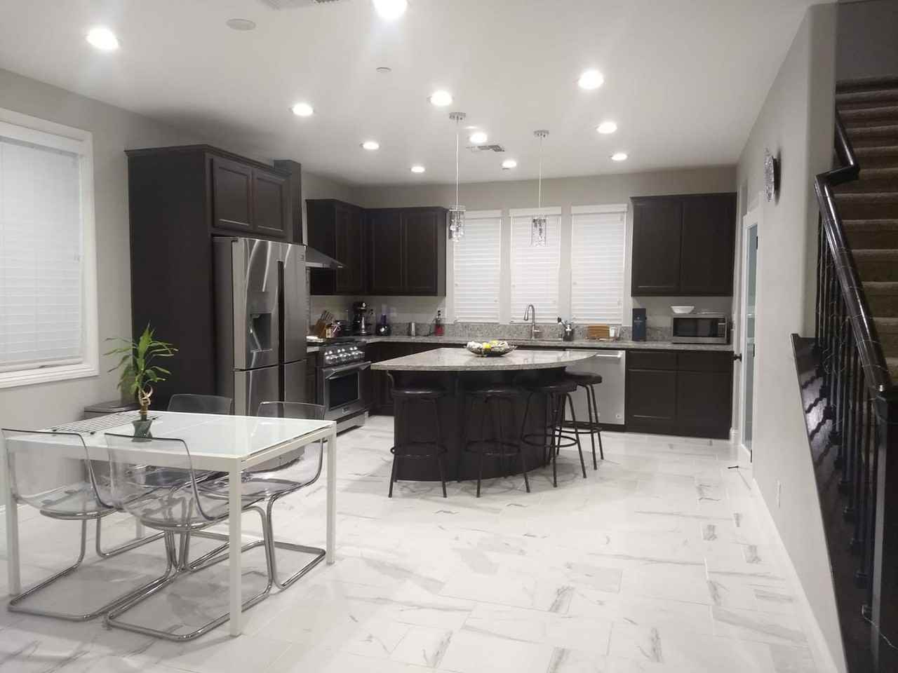 246 Colner Cir - Photo 2 of 23