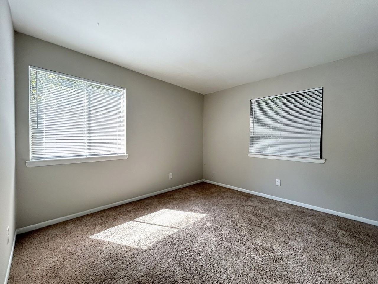 301 Orchard Trace Ln - Photo 7 of 9