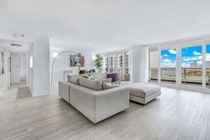 featured image of 1717 N Bayshore Dr