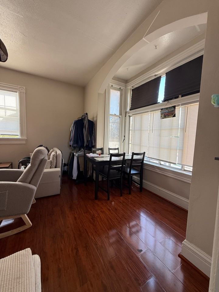 494 S 6th St #3 - Photo 6 of 22