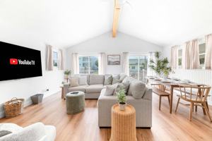 featured image of 108 Zamora St