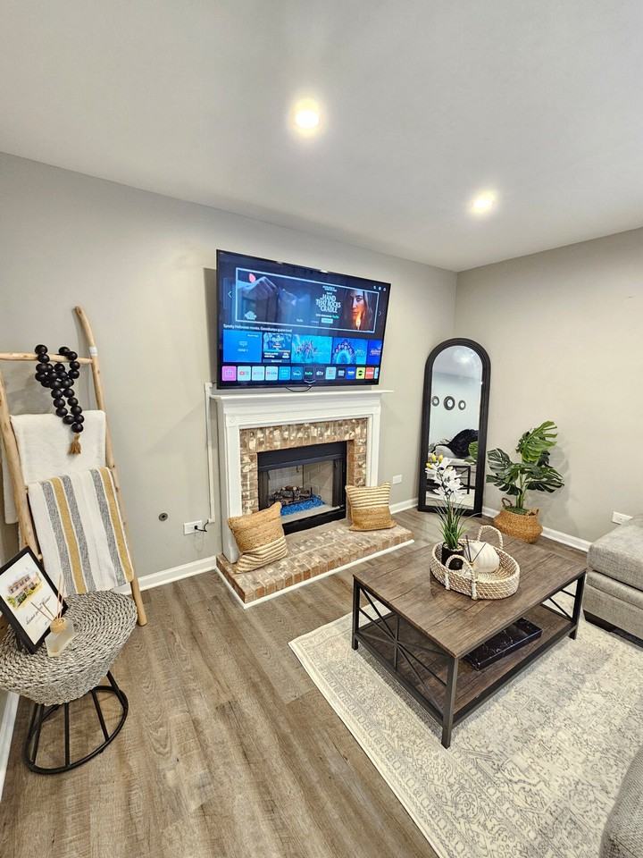 6965 Bentley Dr #1634289P - Photo 7 of 50
