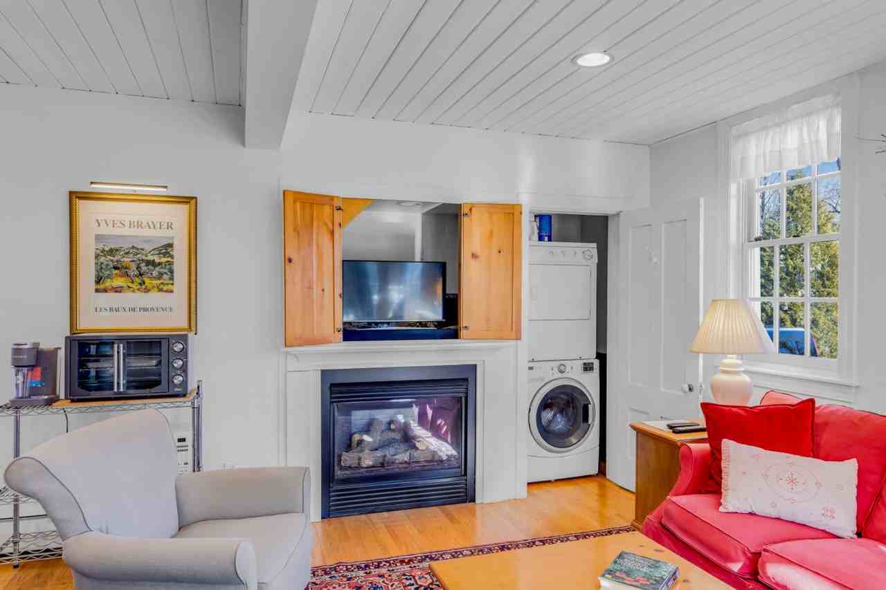 252R High St #1639466P - Photo 6 of 25
