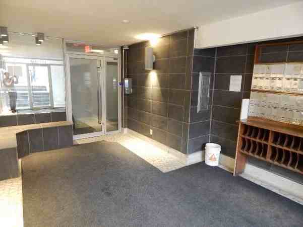 6860 Avenue Fielding #216 - Photo 7 of 8