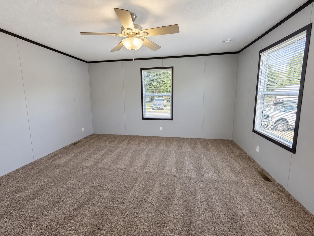 3663 Pinoak St #883 - Photo 2 of 13